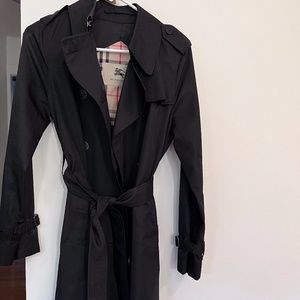 Burberry Annika Trench Coat, women's size 2R